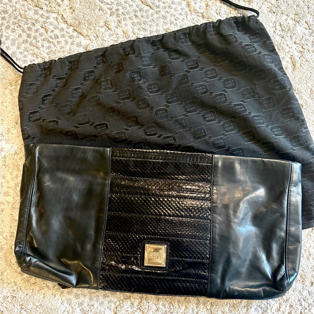 Herve Leger Black Textured Leather Clutch brand new with tags. Never used 🖤